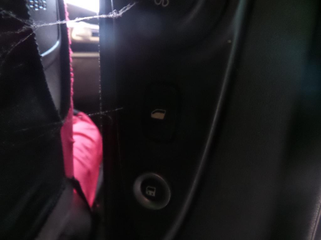 Interrupteur de leve vitre arriere droit CITROEN C8 Diesel - 1