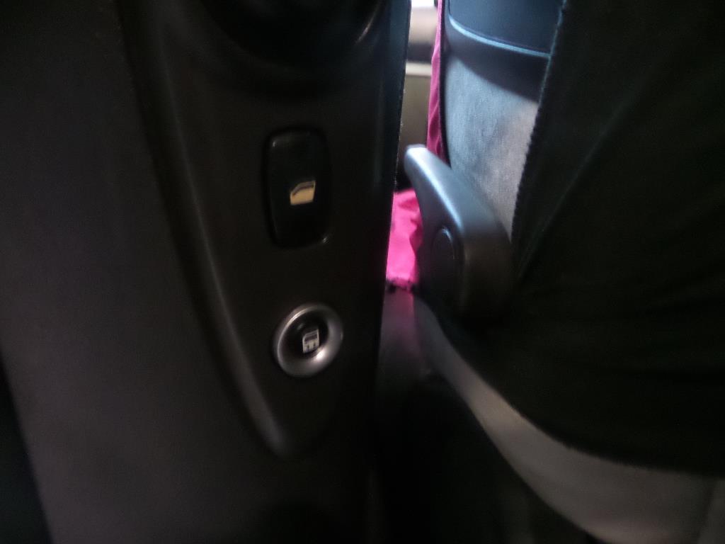 Interrupteur de leve vitre arriere gauche CITROEN C8 Diesel - 1