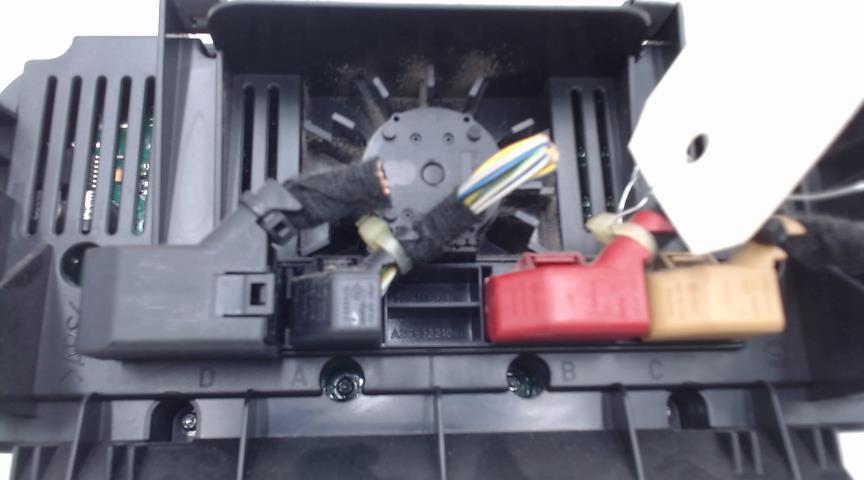 Commande chauffage AUDI A3 2 SPORTBACK PHASE 2 Diesel - 1