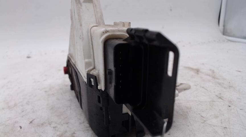 Serrure arriere gauche CITROEN C3 2 PHASE 2 Essence - 1