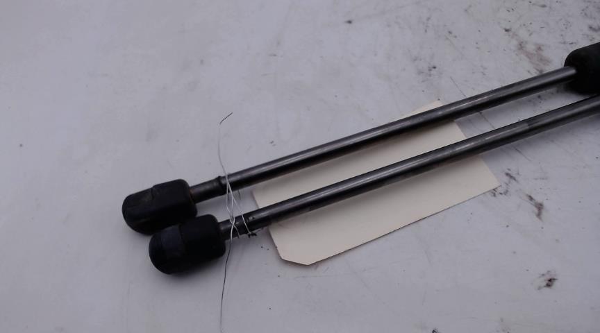 Verin de coffre FORD FOCUS 3 PHASE 2 BREAK Diesel - 1