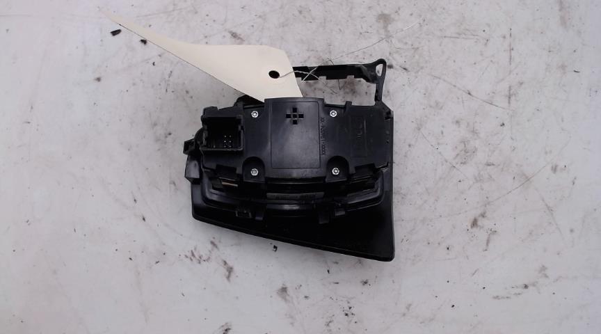 Commande de phare FORD FOCUS 3 PHASE 2 BREAK Diesel - 1
