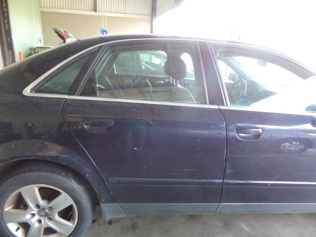 Vitre arriere droit AUDI A4 2 PHASE 1 Diesel - 1
