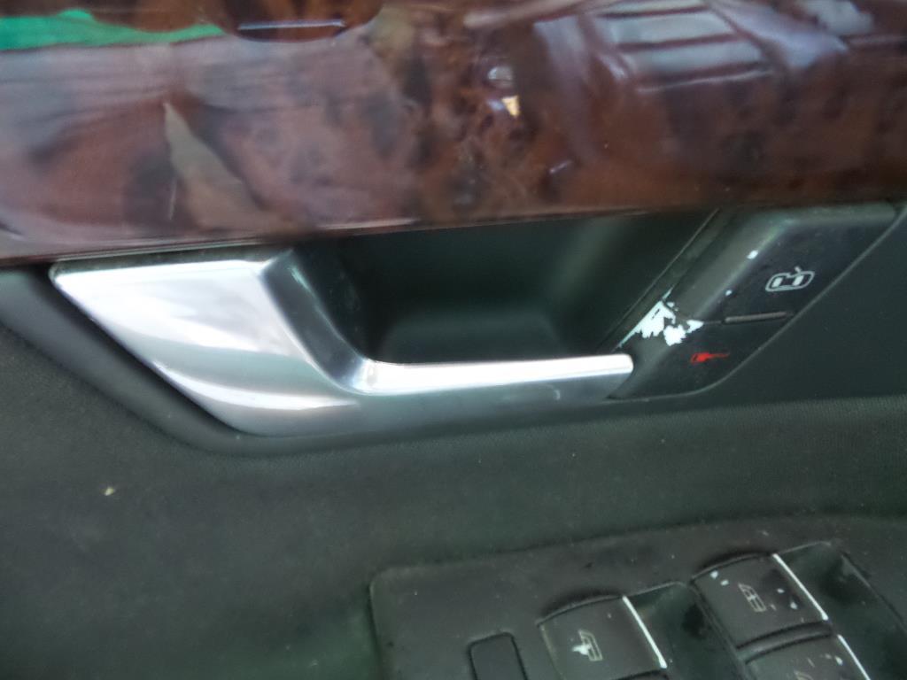 Poignee interieur avant gauche AUDI A4 2 PHASE 1 Diesel - 1