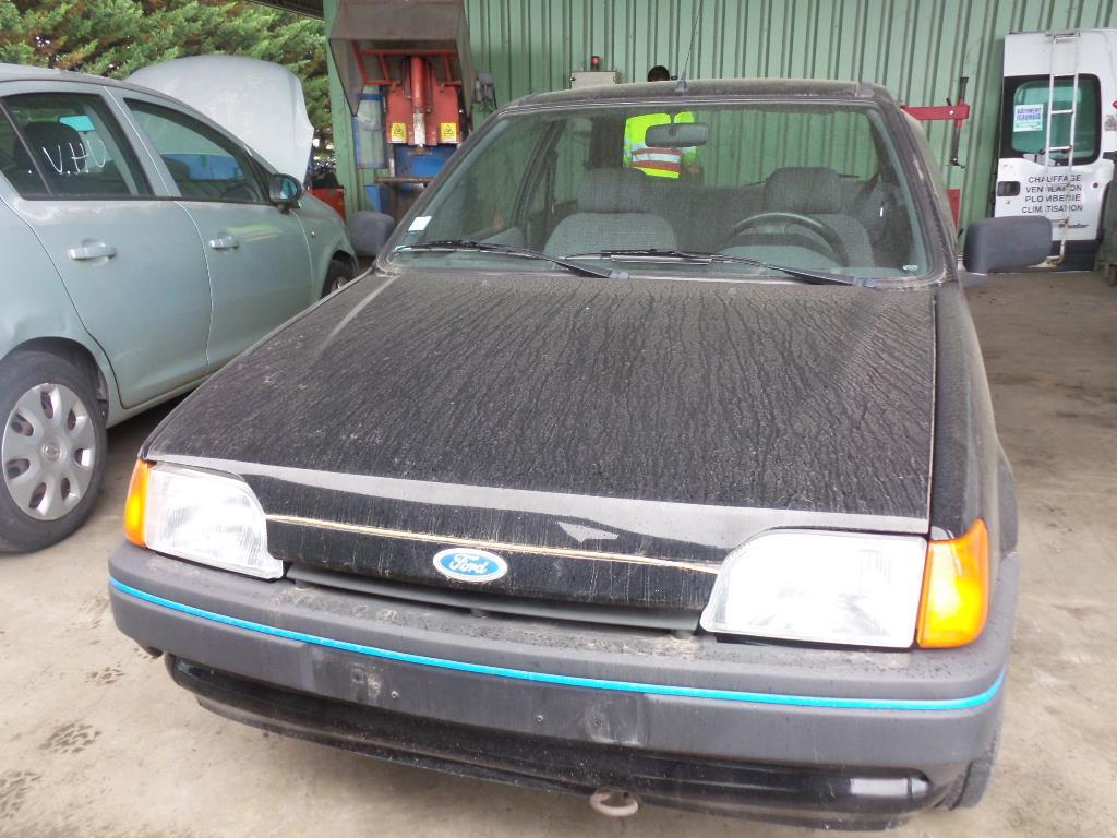 Moteur essuie glace avant FORD FIESTA 3 PHASE 1 Essence - 1