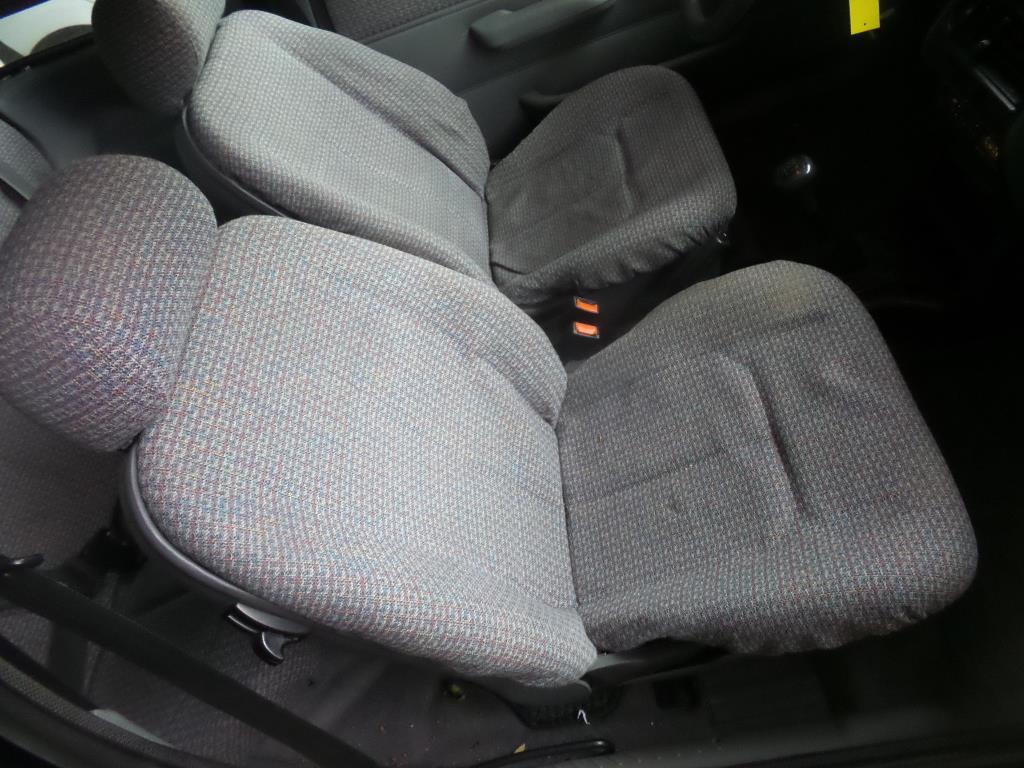Siege avant droit FORD FIESTA 3 PHASE 1 Essence - 1
