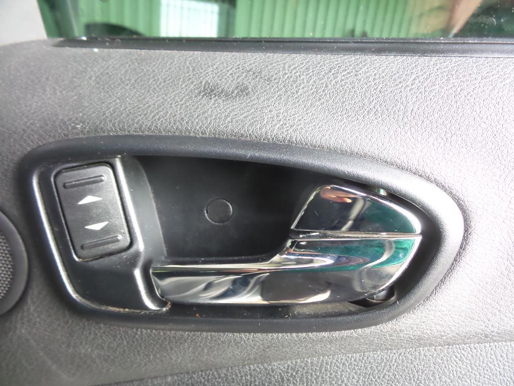 Poignee interieur arriere droit FORD S-MAX 1 PHASE 1 Diesel - 1