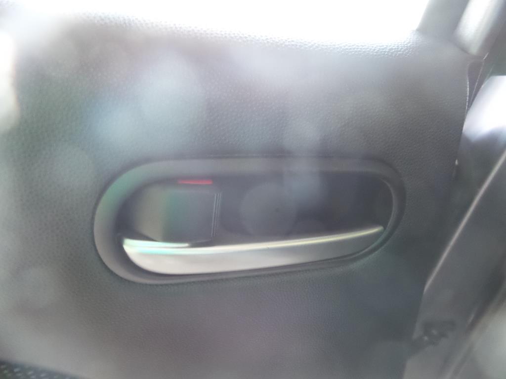 Poignee interieur arriere gauche MAZDA 2 2 PHASE 1 Essence - 1