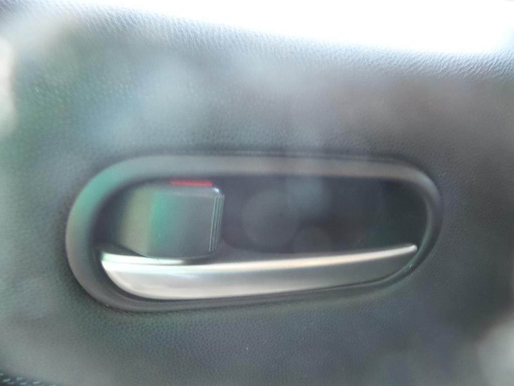 Poignee interieur avant gauche MAZDA 2 2 PHASE 1 Essence - 1