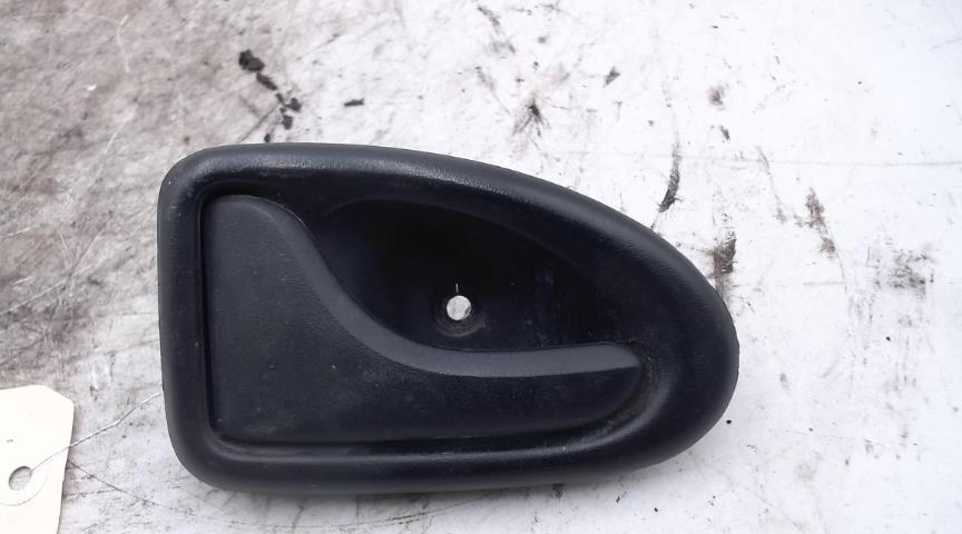 Poignee porte avant gauche RENAULT MASTER 2 PHASE 3 Diesel - 1