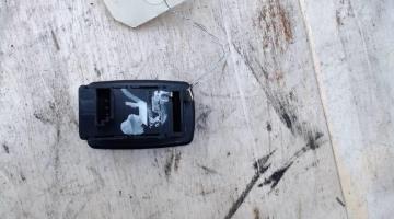 Interrupteur de leve vitre avant droit