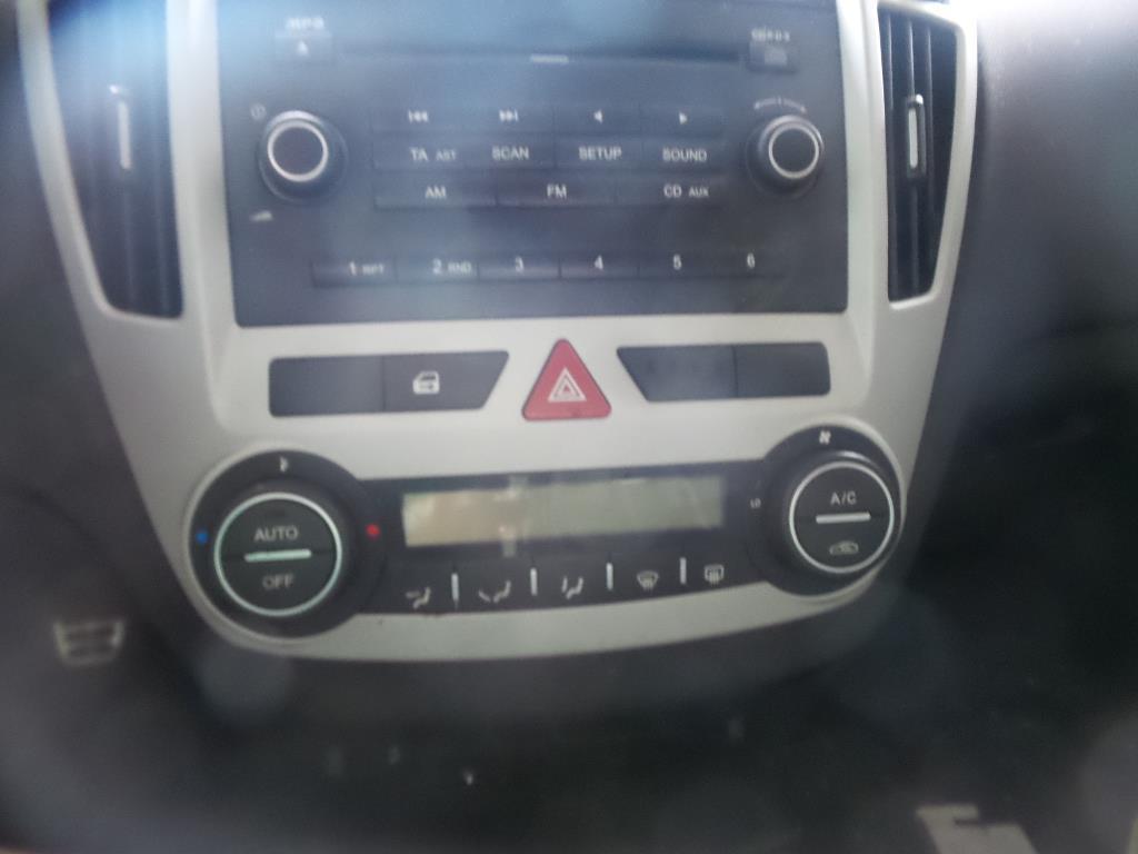 Bouton de warning KIA PRO-CEED 1 PHASE 1 Diesel - 1