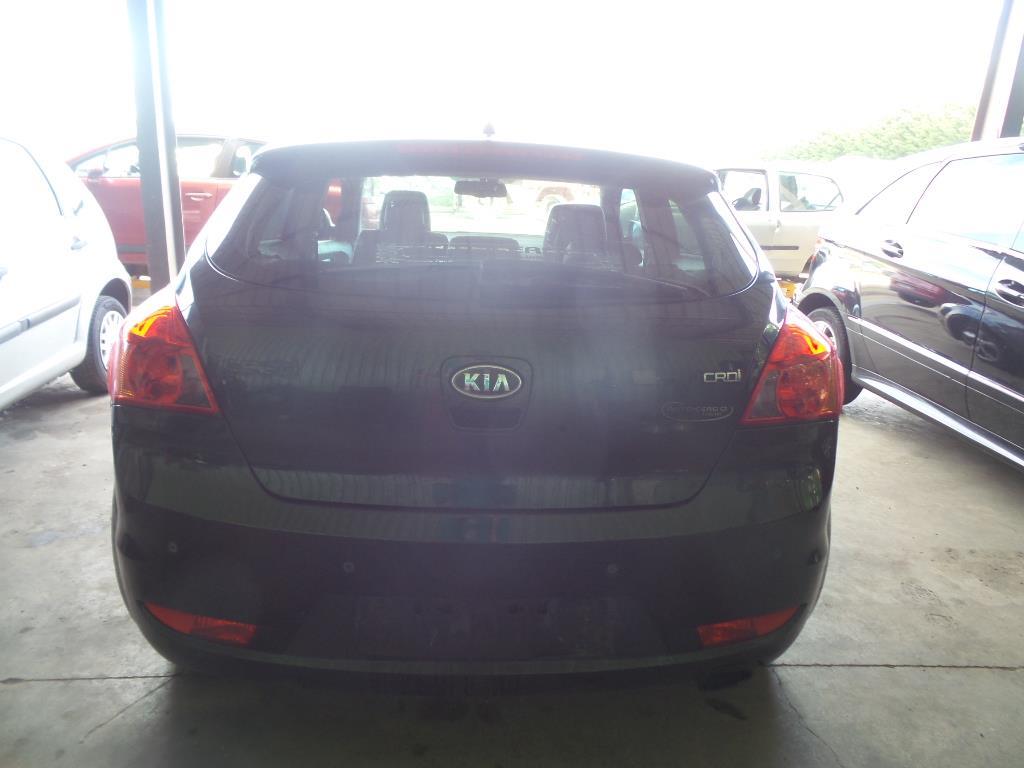 Pare choc arriere KIA PRO-CEED 1 PHASE 1 Diesel - 1