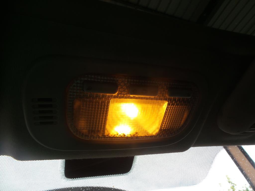 Eclairage de plafonnier PEUGEOT 207 PHASE 1 BREAK Diesel - 1