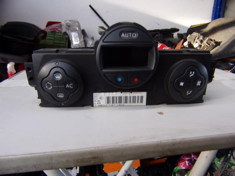 Commande chauffage RENAULT MEGANE 2 PHASE 1 Diesel - 1