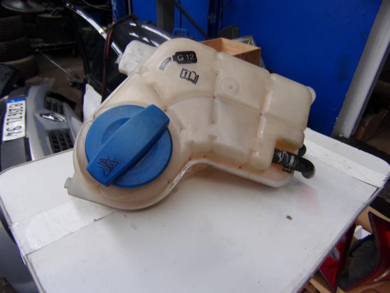 Vase d'expansion AUDI A4 2 AVANT PHASE 1 BREAK Diesel - 1