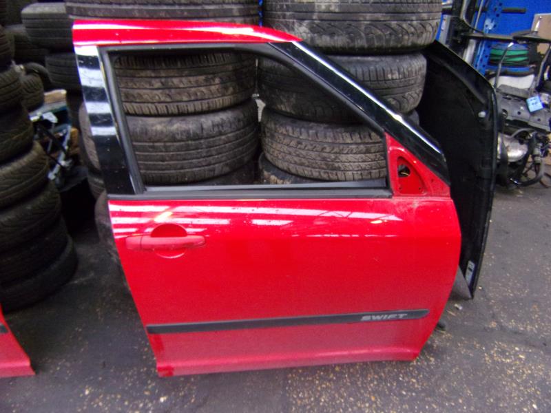 Porte avant droit SUZUKI SWIFT 3 Diesel - 1