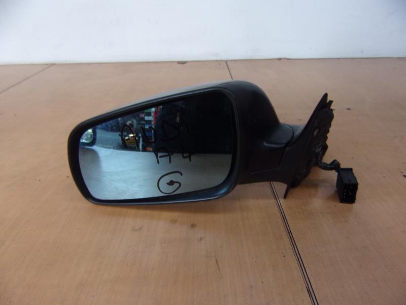 Retroviseur gauche AUDI A4 4 AVANT BREAK Diesel - 1