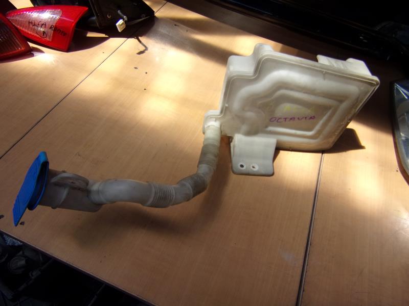 Vase de lave glace SKODA OCTAVIA 2 PHASE 1 Diesel - 1