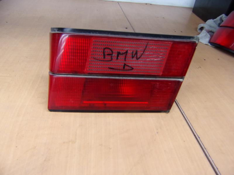 Feu arriere secondaire droit (feux) BMW SERIE 5 E34 Diesel - 1