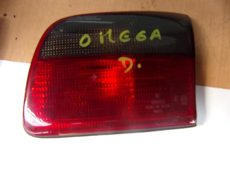 Feu arriere secondaire droit (feux) OPEL OMEGA B PHASE 1 Diesel - 1