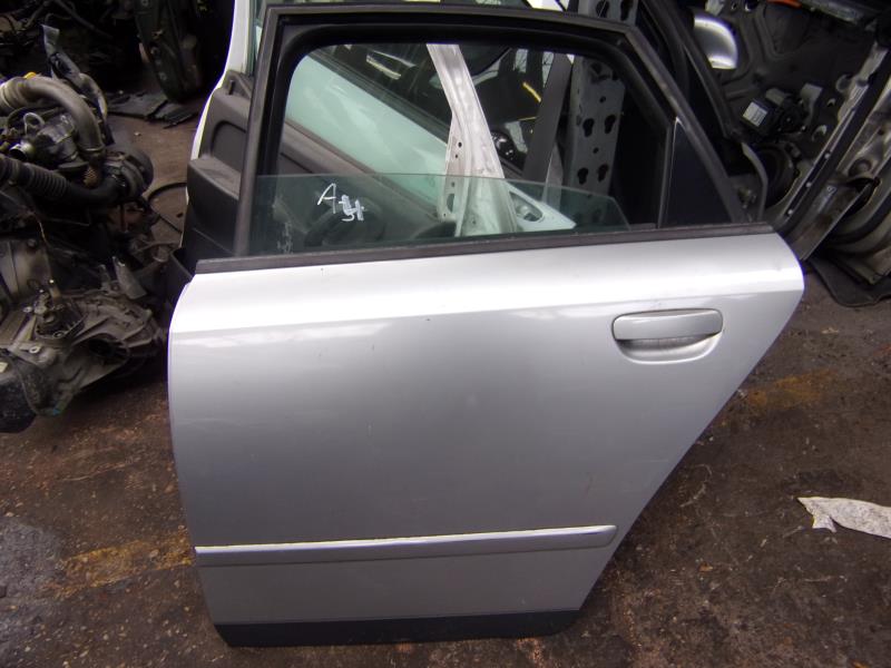 Porte arriere gauche AUDI A4 2 AVANT BREAK  - 1