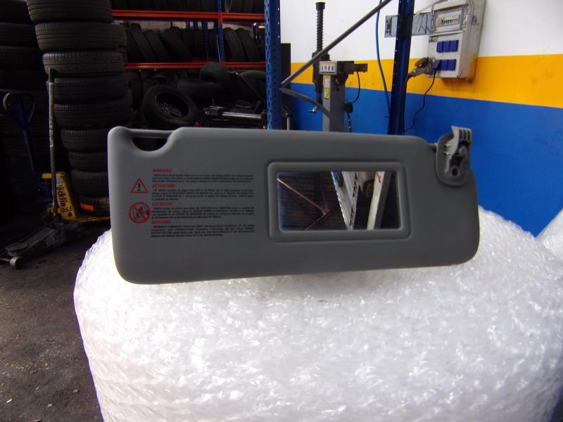 Pare soleil droit RENAULT CLIO 2 PHASE 2 Essence - 1