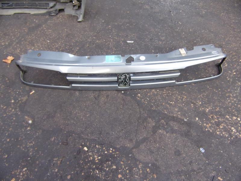 Calandre PEUGEOT 806 Essence - 1