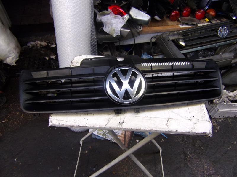 Calandre VOLKSWAGEN POLO 4 PHASE 1 Diesel - 1