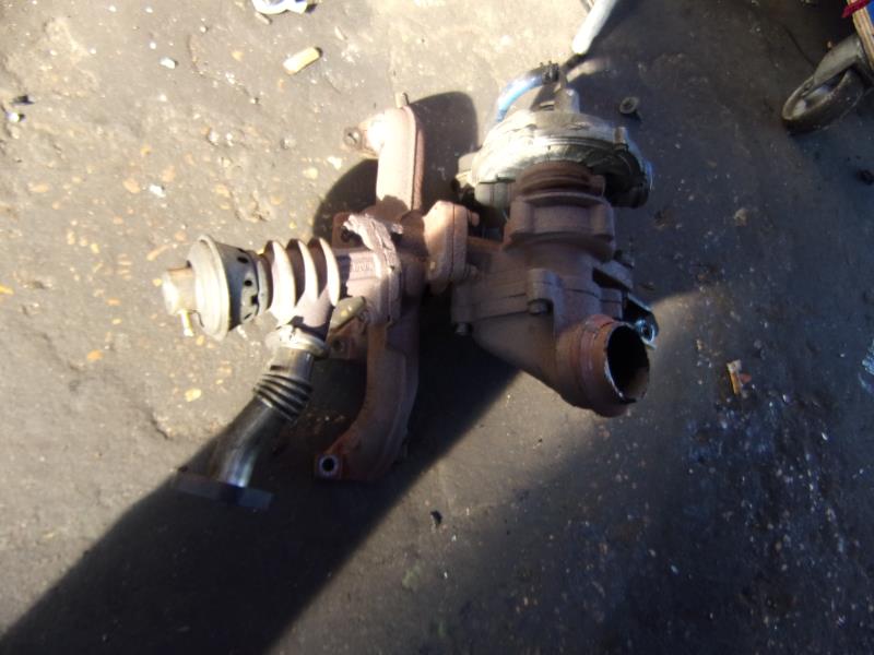 Turbo PEUGEOT 206  - 1