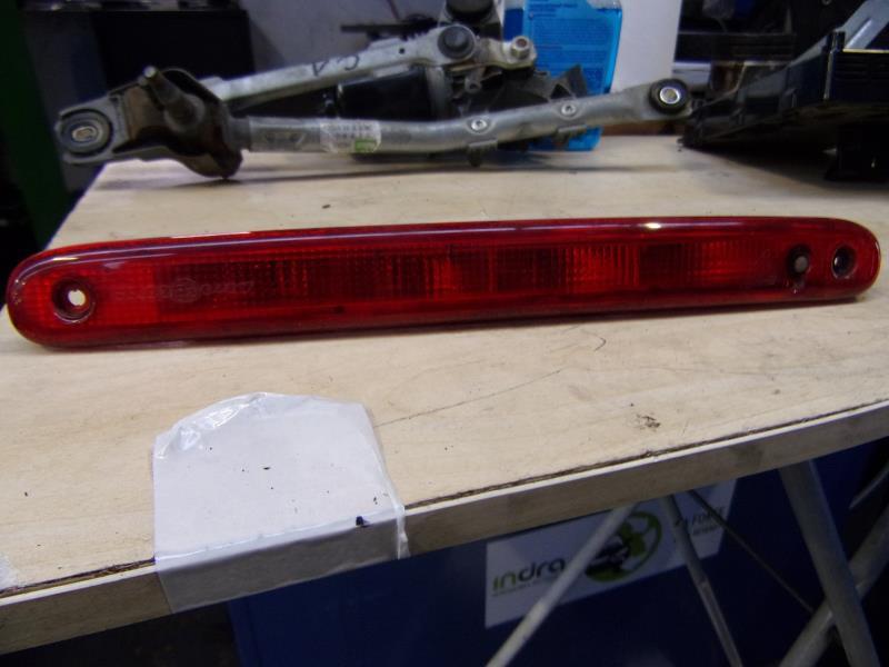 Feu arriere stop central CITROEN C1 1 PHASE 2 Essence - 1