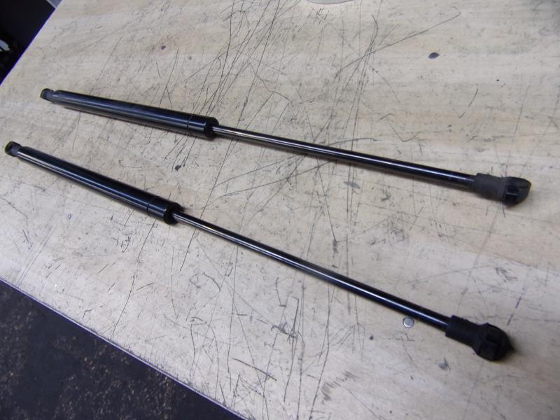 Verin de coffre FIAT PANDA 2 Essence - 1