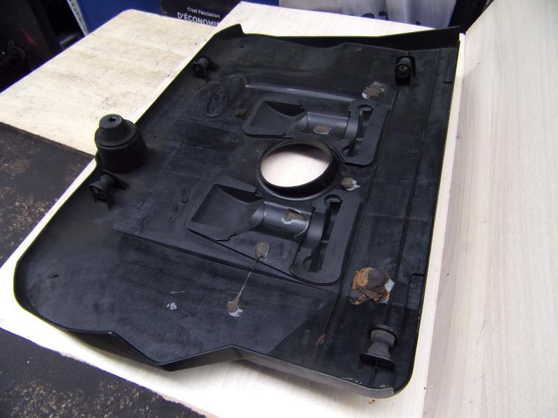 Cache moteur  FORD MONDEO 2 Diesel - 1