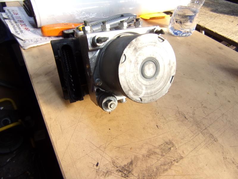 Bloc ABS (freins anti-blocage) CITROEN C1 1 PHASE 1 Diesel - 1