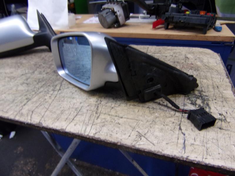 Retroviseur gauche AUDI A3 1 PHASE 2 Essence - 1