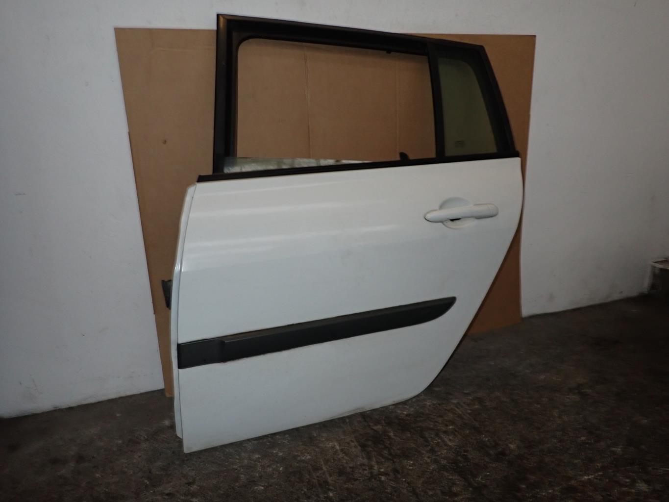 Porte arriere gauche RENAULT MEGANE 2 PHASE 2 BREAK Diesel - 1