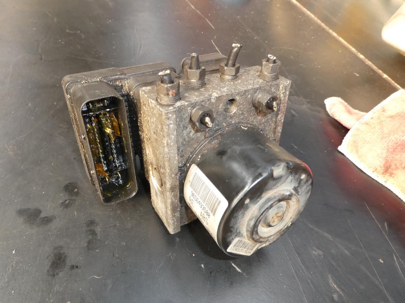 Bloc ABS (freins anti-blocage) CITROEN C3 1 PHASE 1 Diesel - 1