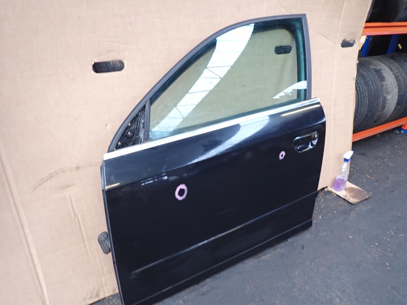 Porte avant gauche AUDI A4 2 PHASE 2 Diesel - 1