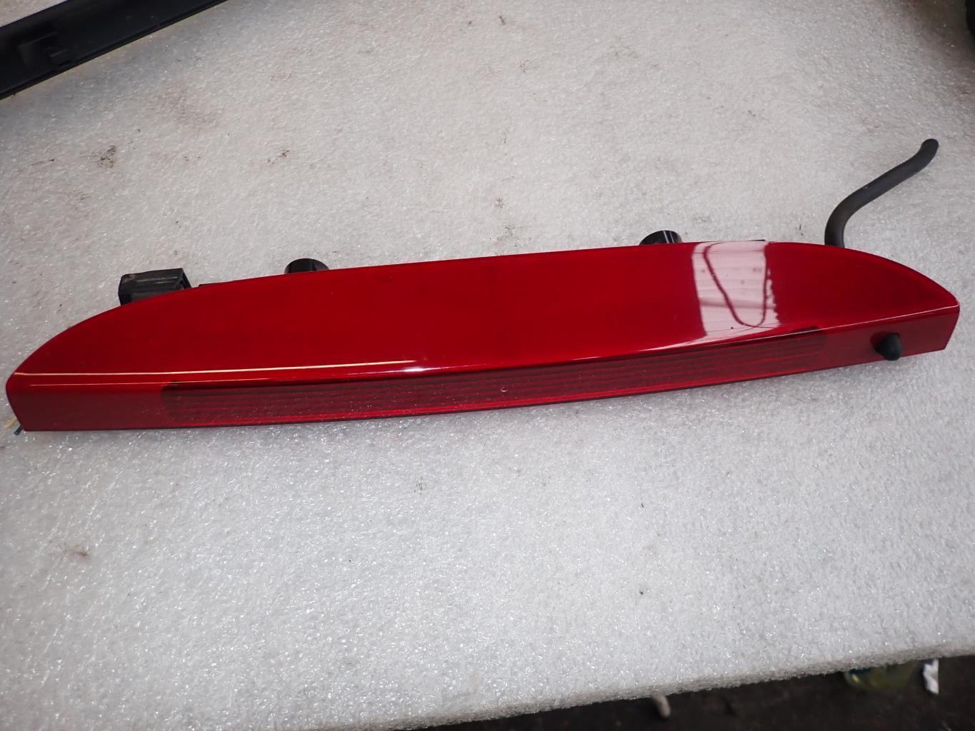 Feu arriere stop central RENAULT CLIO 3 PHASE 2 BREAK Diesel - 1
