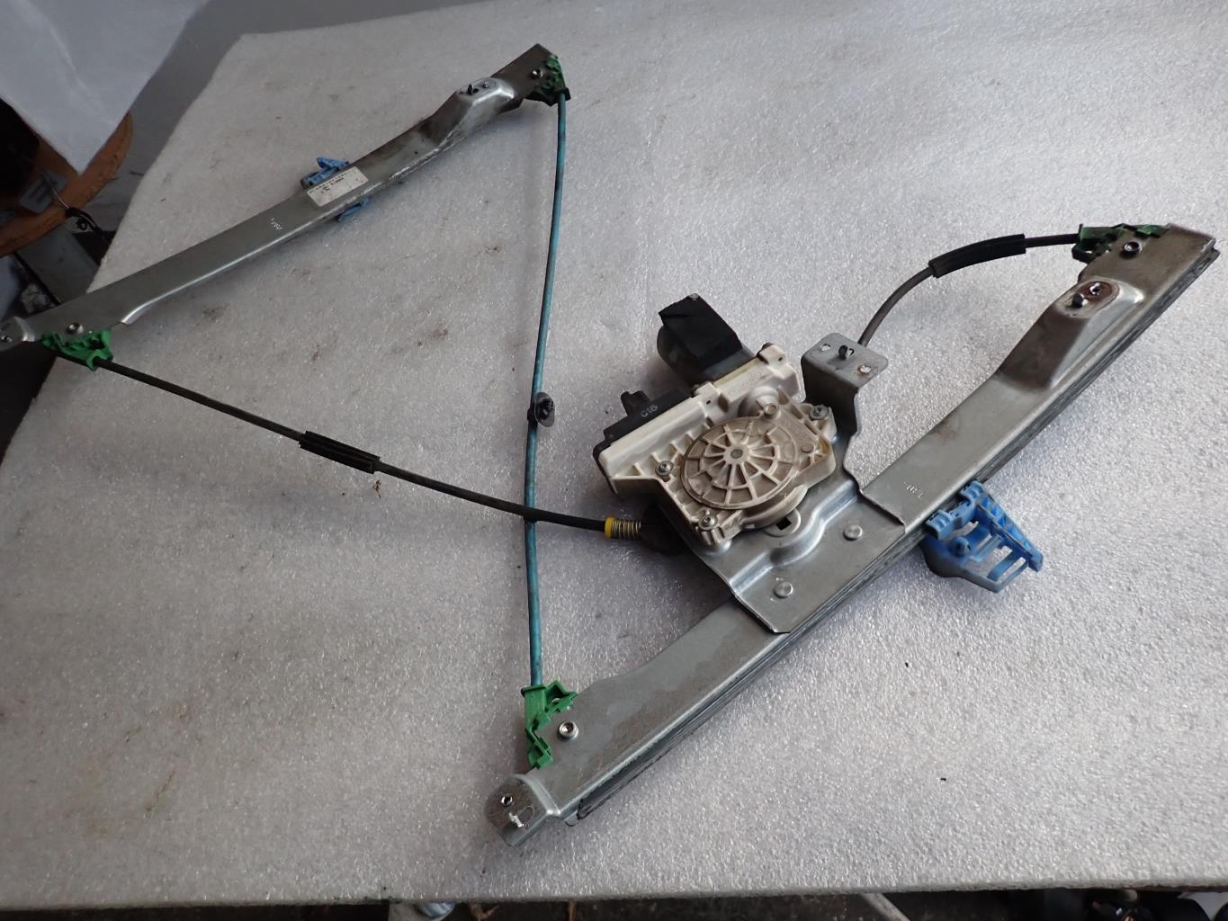 Leve vitre electrique avant droit CITROEN C2 PHASE 1 Essence - 1