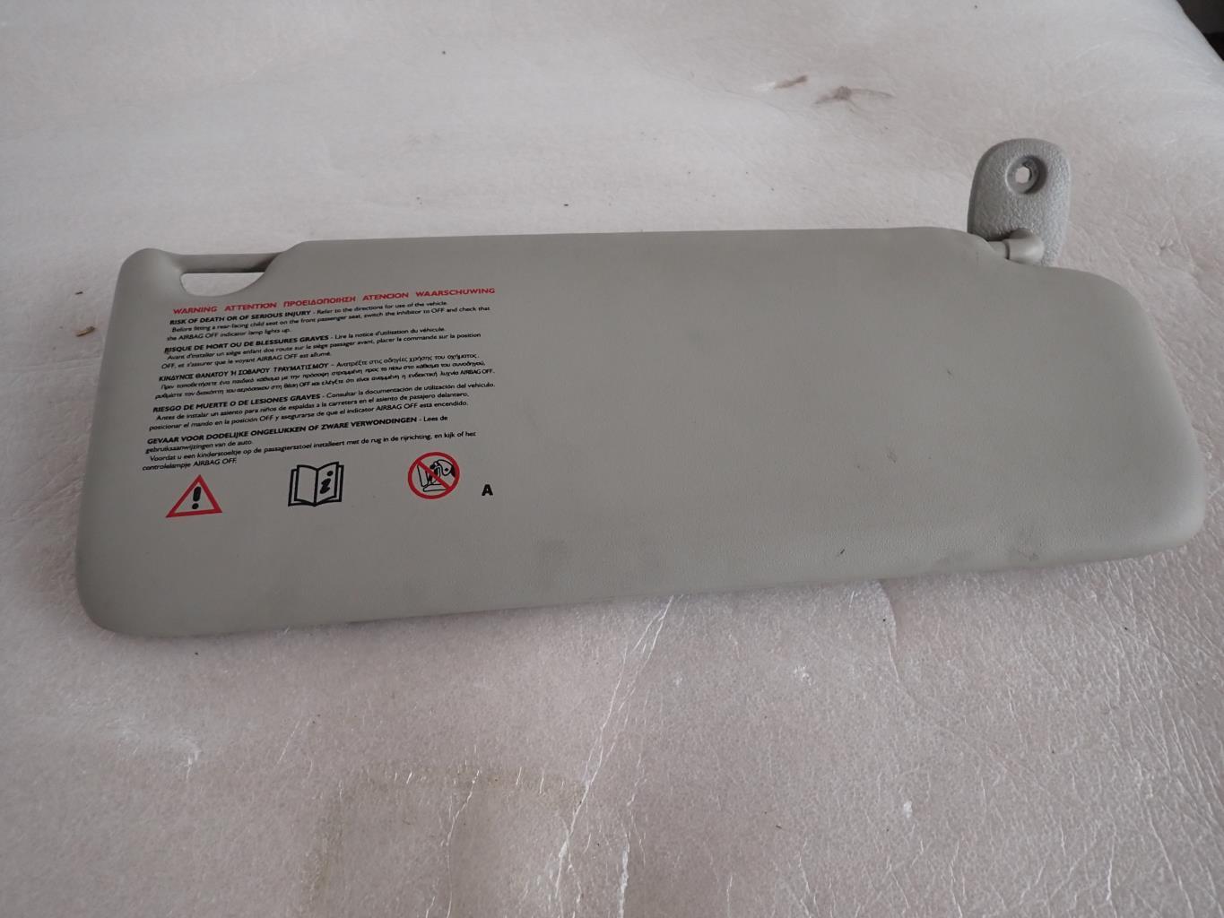 Pare soleil droit RENAULT TWINGO 2 PHASE 1 Essence - 1