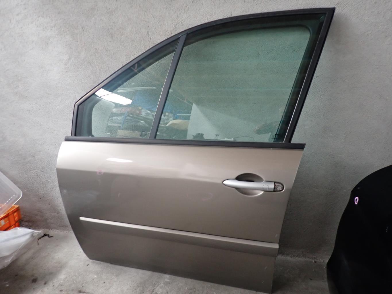 Porte avant gauche RENAULT SCENIC 2 PHASE 2 Diesel - 1