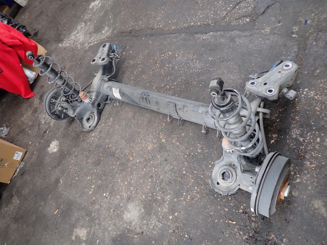 Train arriere complet CITROEN C3 3 PHASE 2 Essence - 1
