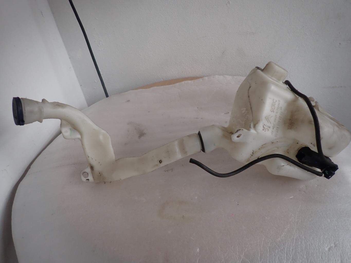Vase de lave glace PEUGEOT 207 PHASE 1 BREAK Diesel - 1