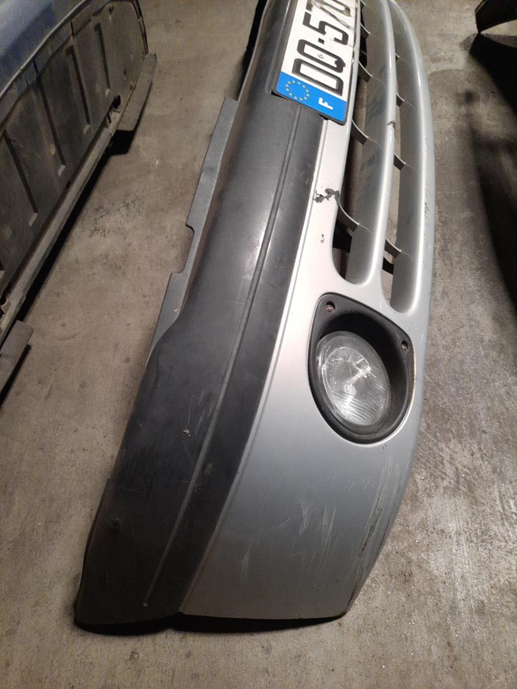 Pare choc avant RENAULT CLIO 2 PHASE 1 Diesel - 1
