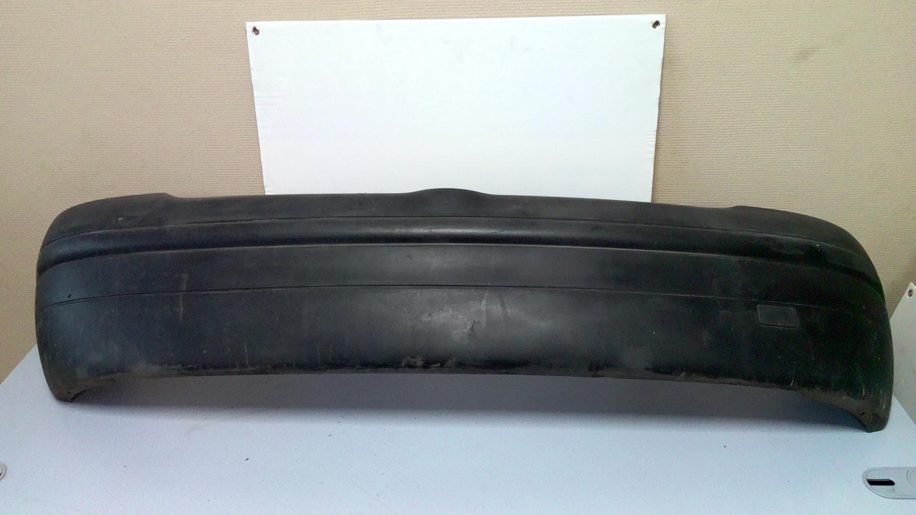 Pare choc arriere RENAULT CLIO 2 PHASE 1  - 1