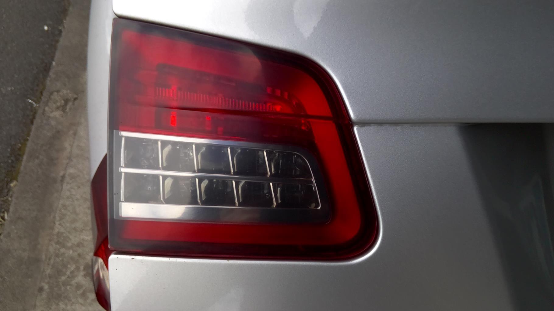 Feu arriere secondaire gauche (feux) CITROEN C5 2 Diesel - 1