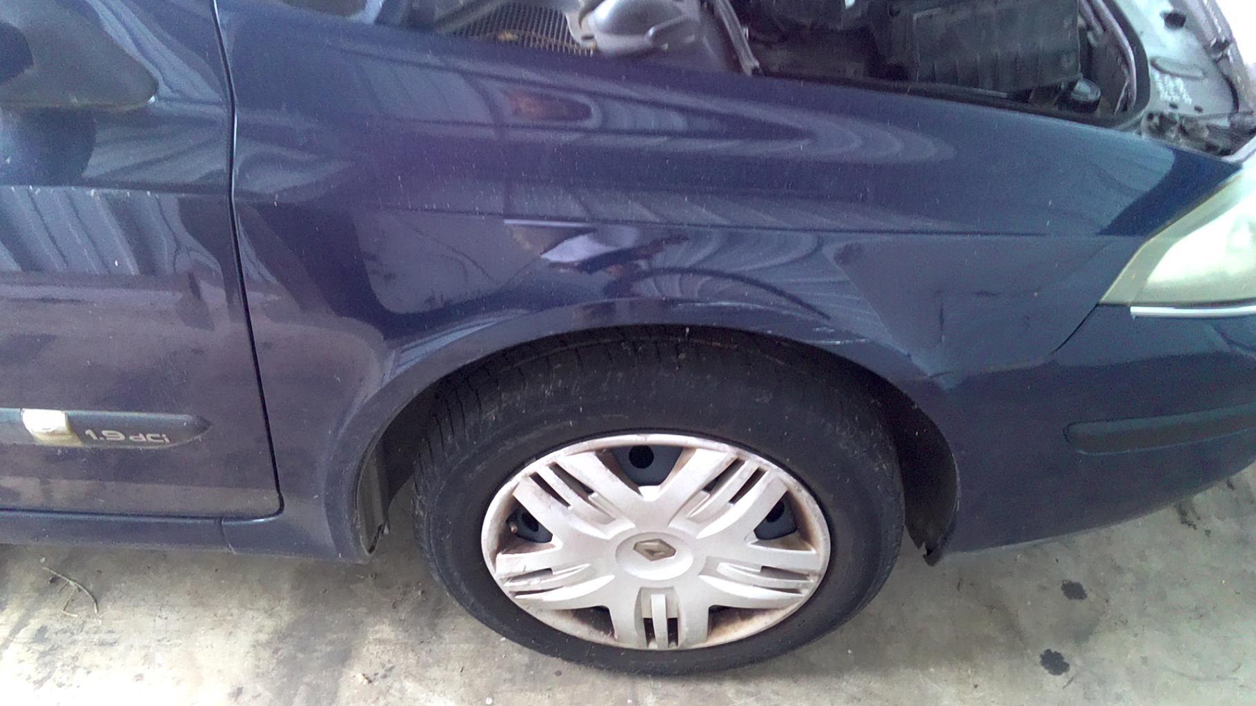 Aile avant droit RENAULT LAGUNA 2 PHASE 2 BREAK Diesel - 1