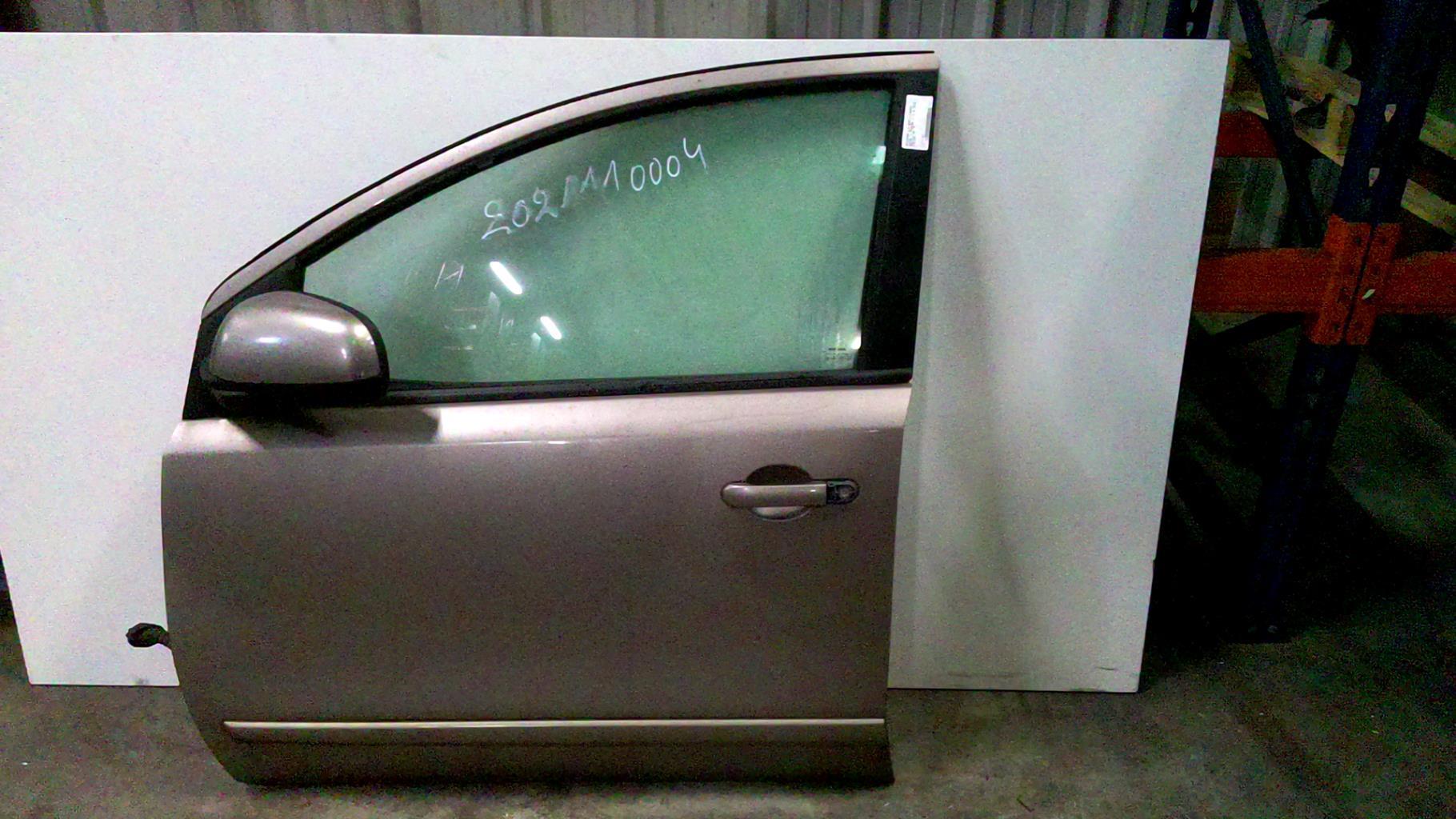 Porte avant gauche NISSAN NOTE 1 PHASE 1 Diesel - 1