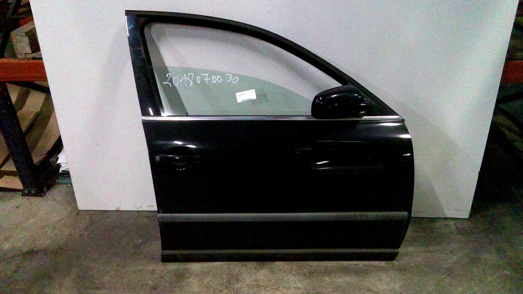 Porte avant droit VOLKSWAGEN PASSAT 4 PHASE 2 Essence - 1